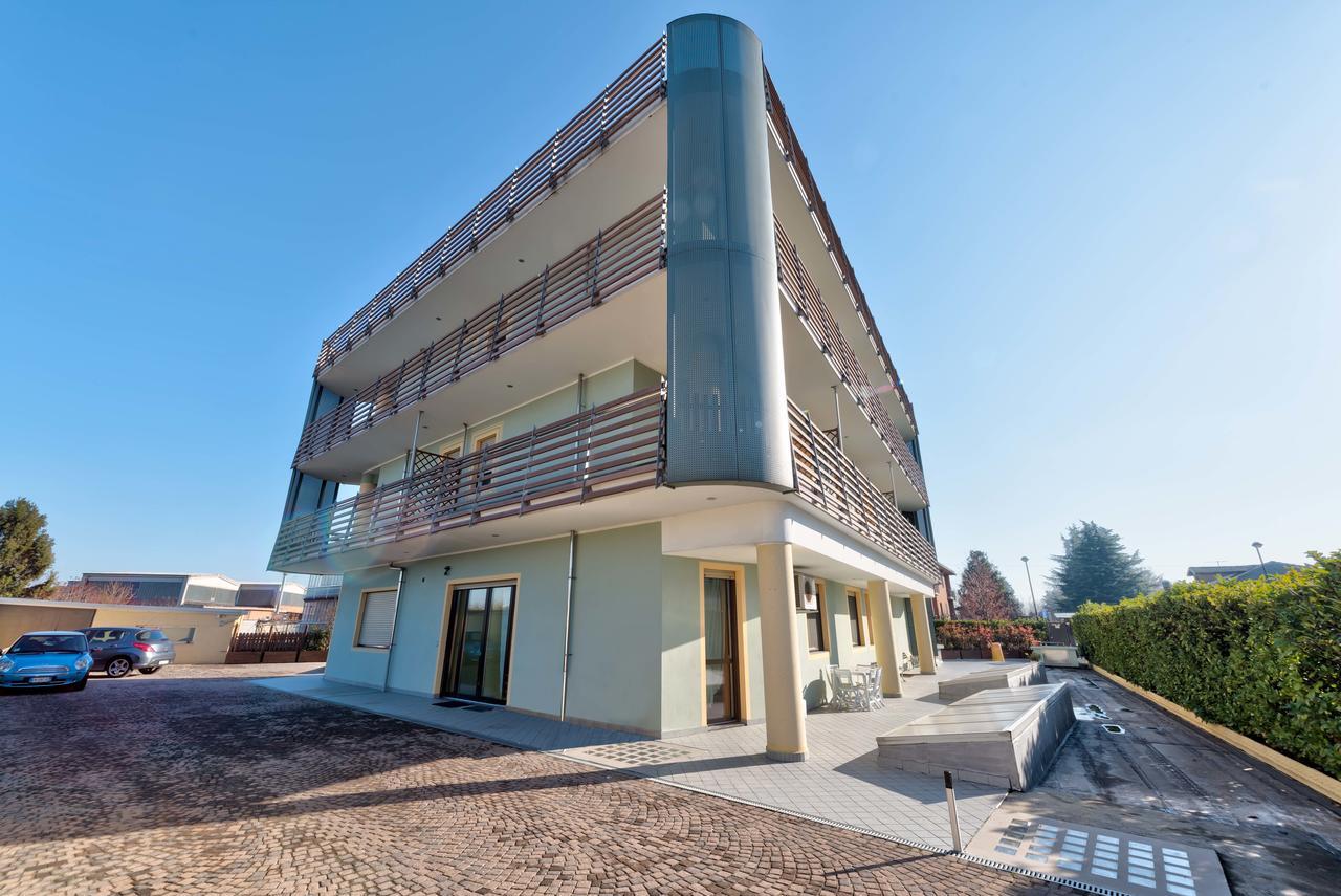 Appartahotel Beinasco Exteriér fotografie